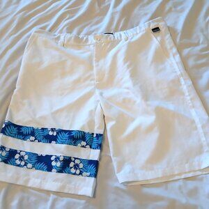 Tattoo Golf Zuma ProCool Men's Golf Shorts White With Blue Floral Size 40